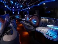 Hummer Voyage